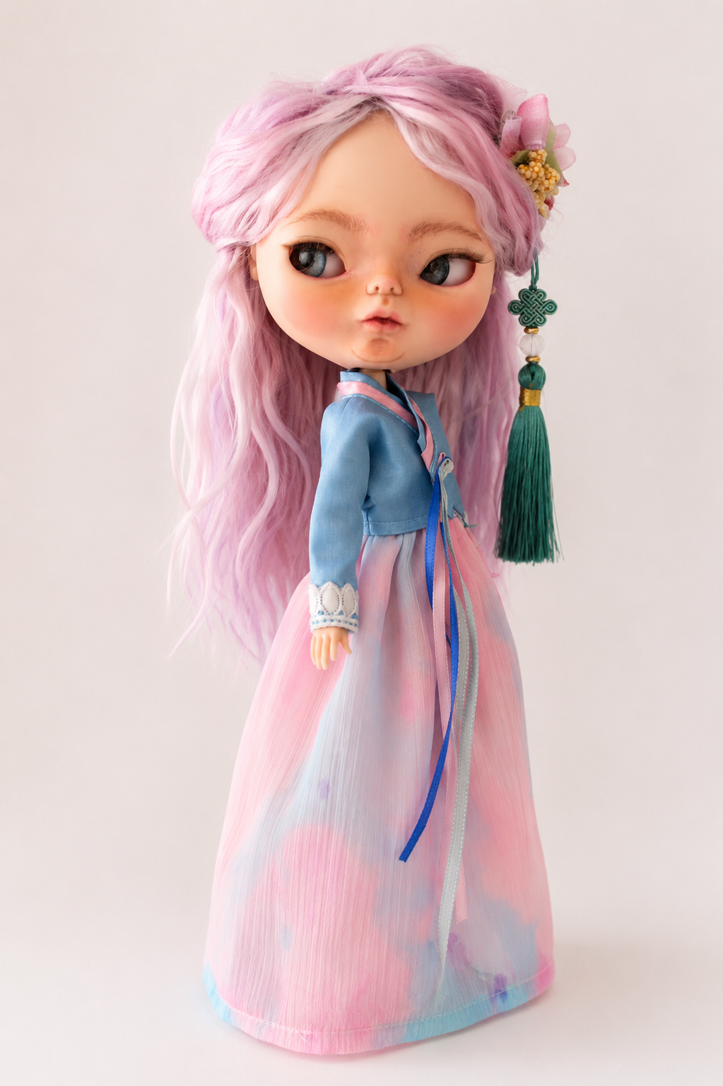 Yuri / Muñeca Blythe Custom Artesanal - Imagen 6