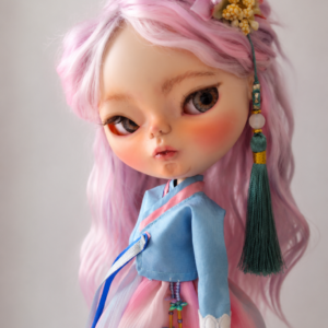 Yuri / Muñeca Blythe Custom Artesanal