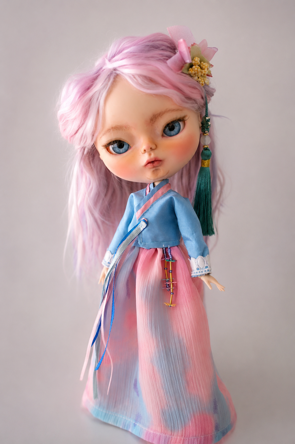 Yuri / Muñeca Blythe Custom Artesanal - Imagen 2