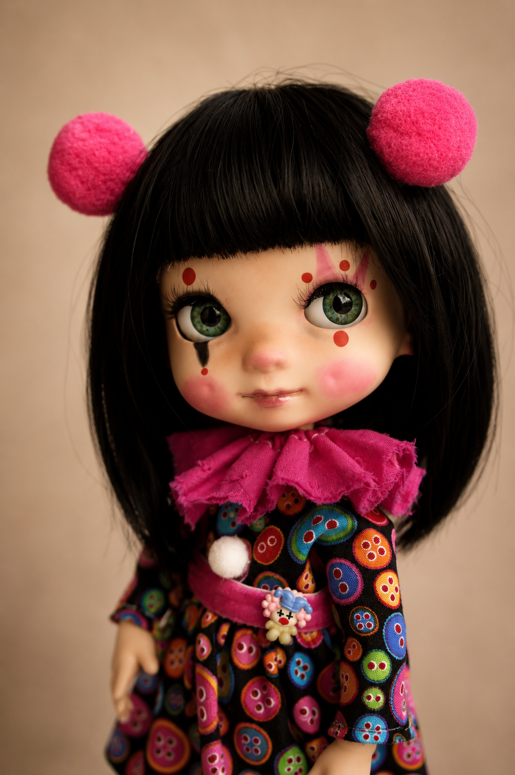 Kika/ Muñeca BJD artesanal hecha a mano - Revolution Dolls